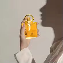 Arabian Woody Eau de Parfum – Long-Lasting Floral Fragrance Spray