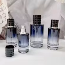 Portable Refillable Glass Perfume Atomizer Spray Bottle (30ml–100ml) – Gradient Travel Cosmetic Container